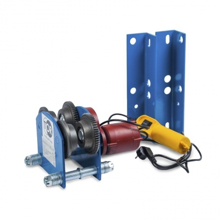 ELEKTROLAUFKATZE HD, 1000 KG, Doppel-T-Träger, mm: 68-110 Flaschenzug Typ: 500/1000 Tragkraft, kg: 1000 Tiefe: 680 Breite: 440 Frequenz, Hz: 50 Steuerung: über eine schwebende Fernbedienung ​Verpackungsmaße, mm: 680x440x230 Spannung, V: 220 Antrieb, kWh: