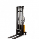 SEMI-ELECTRIC STACKER DYC1525 WITH ELECTRIC LIFT 1.5 T, 2.5 M, Lifting speed with / without load, mm / s: 130/230 Descent speed with / without load, mm / s: 500/400 Fork roller size, mm: 54 Turning radius, mm: 1326 Battery, Ah: 12/120 Recording height, mm